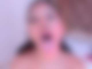 Live cam show with thaliahall1 - Young Adult on studioflirtlive.com