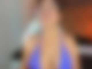 Live cam show with thaliahall1 - College on Camsoda