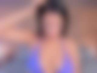 Live cam show with thaliahall1 - Ebony Toys on Hubzter Live