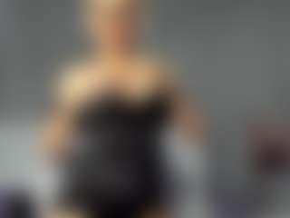 Live cam show with beckyspearss - MILF on Hubzter Live