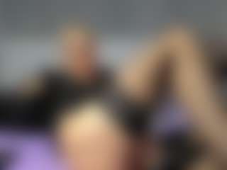 Live cam show with beckyspearss - MILF on Mixed Magazine Live