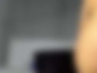 beckyspearss MILF webcam performer live streaming