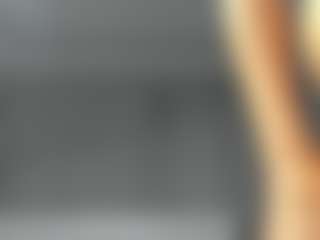 beckyspearss MILF webcam performer live streaming