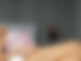 Live cam show with beckyspearss - Mature on AdultVida.com