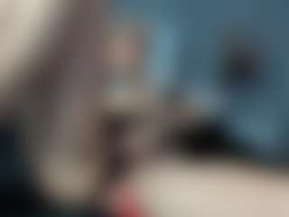 Live cam show with beckyspearss - Lush Blonde Hair on sexylivex.com