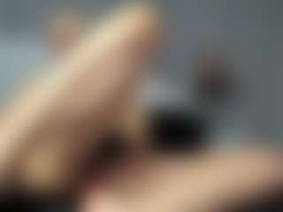 Live cam show with beckyspearss - Hairy Armpits on Milfs Live