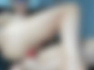 Live cam show with beckyspearss - Strip MILF on https://playwithruby.com