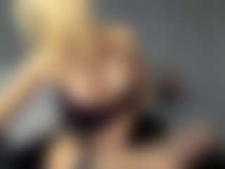 Live cam show with beckyspearss - Big Ass MILF on Hubzter Live