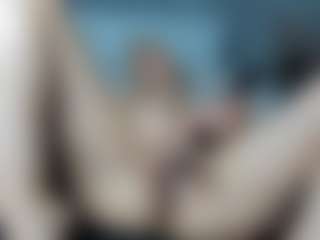 Live cam show with beckyspearss - Fingers on CSO-WL