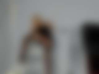 Live cam show with beckyspearss - Blonde Hair MILF on xxxlivecams.org