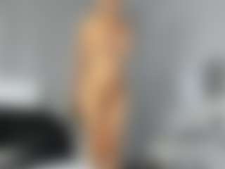 Live cam show with beckyspearss - Bedroom Blonde Hair on Gym Cam Girls