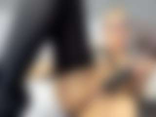 Live cam show with beckyspearss - Brown Eyes Mature on Camsoda