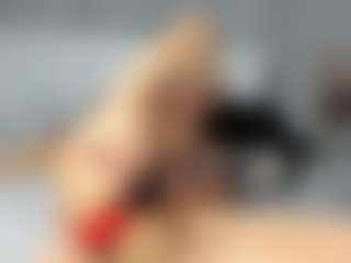 Live cam show with beckyspearss - Shaved Pussy Mature on Camsoda
