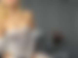 Live cam show with beckyspearss - Brown Eyes Blonde Hair on Camsoda