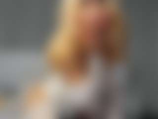 Live cam show with beckyspearss - Blonde Hair MILF on Camsoda