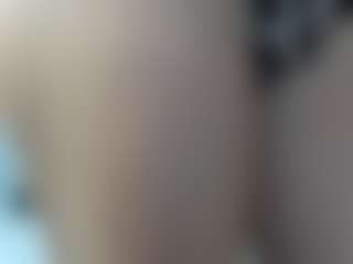 Live cam show with beckyspearss - Lovense Middle Aged on Mixed Magazine Live