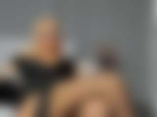 Live cam show with beckyspearss - Blonde Hair Amateur on CamClone