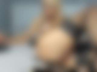Live cam show with beckyspearss - Mature Middle Aged on x69.live