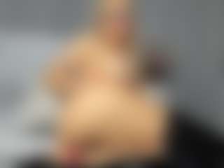 Live cam show with beckyspearss - Blonde Hair Dildo on xDating