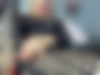 Live cam show with beckyspearss - Blonde Hair Middle Aged on Milfs Live