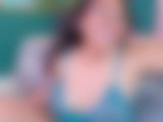 Live cam show with Cataleya - Striptease on Camsoda