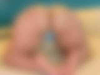 Live cam show with Cataleya - Dildo Brown Hair on TastyBlacksLive