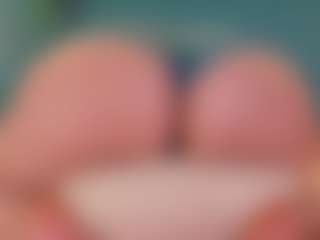 Live cam show with Cataleya - Ass Clapping on Dolls Live