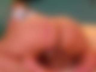 Live cam show with Cataleya - Blowjob on Gym Cam Girls