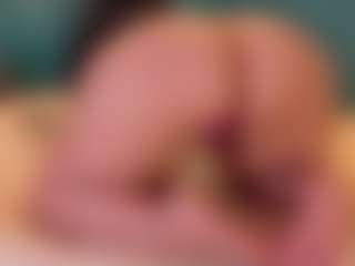 Cataleya MILF webcam performer live streaming