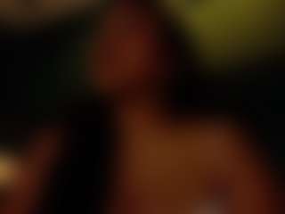 Cataleya MILF webcam performer live streaming