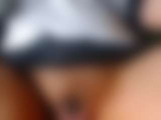 dayanna-23's Live Sex Cam Show
