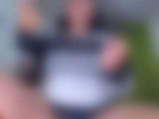 dayanna-23's Live Sex Cam Show