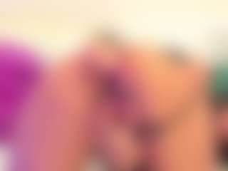 MiaWeiss's Live Sex Cam Show