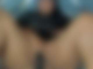 Live cam show with Lucci Porter - Striptease on Dolls Live