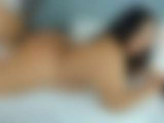 Live cam show with Lucci Porter - Oil on milfzrlive.com