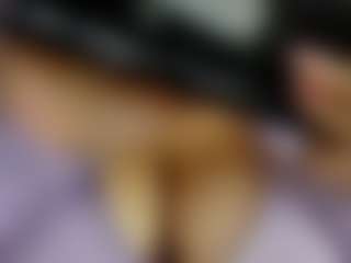 Live cam show with Luccia Porter - Oil on Camsoda