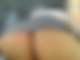 Luccia Porter's Live Sex Cam Show