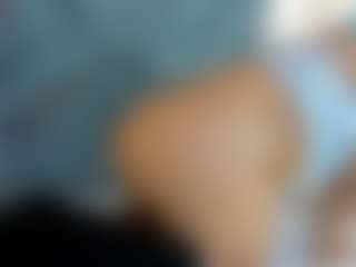 Live cam show with Luccia Porter - Smoking on crypto-cams