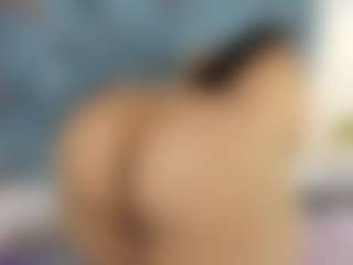 Live cam show with Luccia Porter - Oil on Camsoda