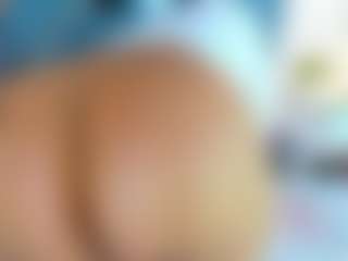 Luccia Porter's Live Sex Cam Show