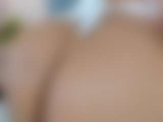Live cam show with Luccia Porter - Latina on StripNow | colombia
