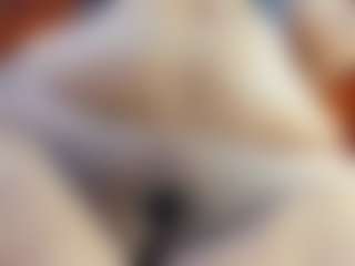 Luccia Porter's Live Sex Cam Show
