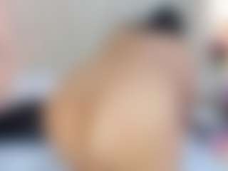 Live cam show with Luccia Porter - Smoking on Instabang