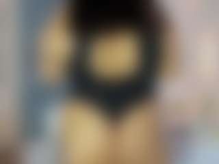 Luccia Porter's Live Sex Cam Show