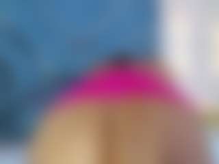 Luccia Porter's Live Sex Cam Show