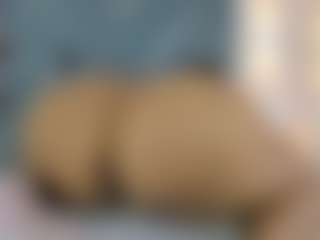 Luccia Porter's Live Sex Cam Show