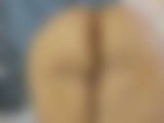 Luccia Porter's Live Sex Cam Show