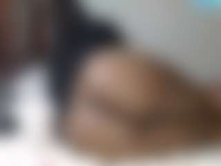 queenloovee's Live Sex Cam Show