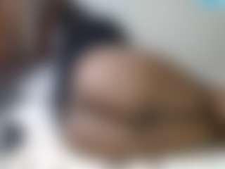queenloovee's Live Sex Cam Show