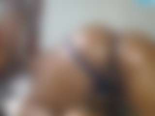 queenloovee's Live Sex Cam Show